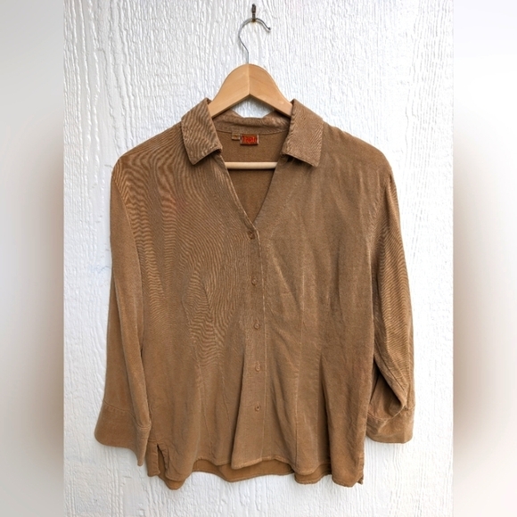 Tianello Top Beige Brown Tencel Blend 3/4 Sleeves Button Up Shirt Top Size Small - Picture 1 of 5